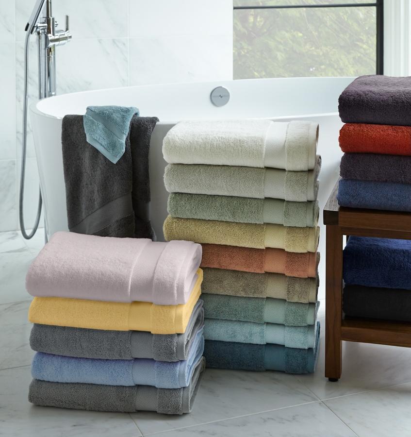 Bello Nuovo Towels by Sferra