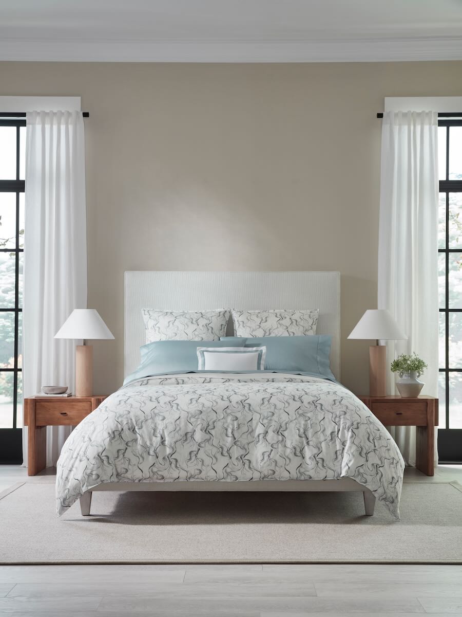 Muro Poolside Bedding by Sferra