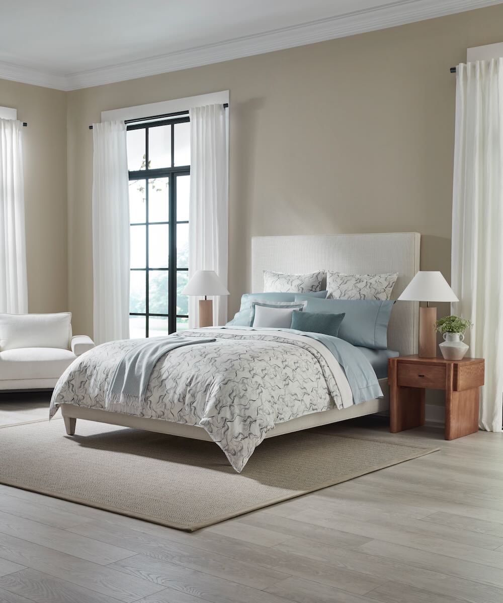 Muro Poolside Bedding by Sferra