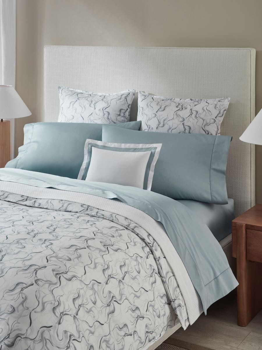 Muro Poolside Bedding by Sferra