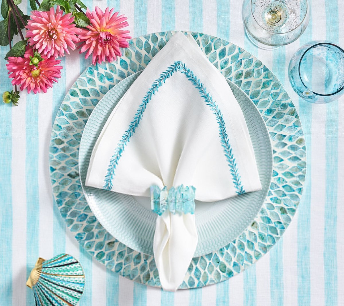 Jardin Napkin in White & Turquoise Set of 4 by Kim Seybert