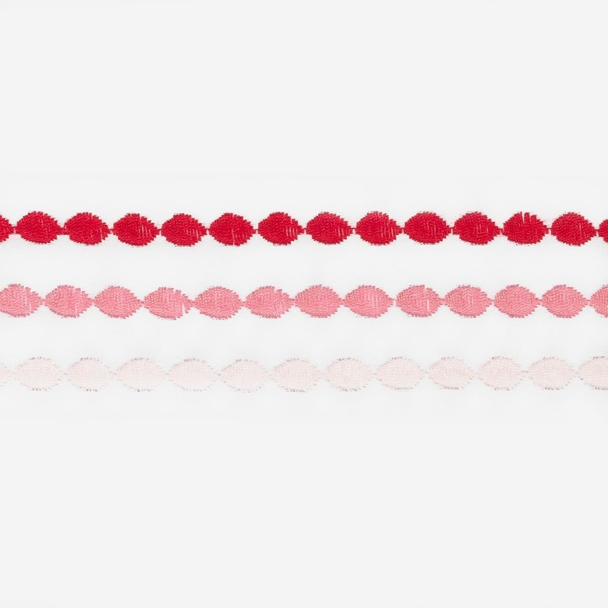 Amara Triple Pearl Bedding by Matouk