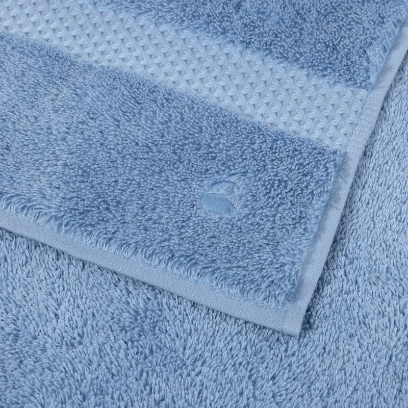 Etoile Azur Bath by Yves Delorme