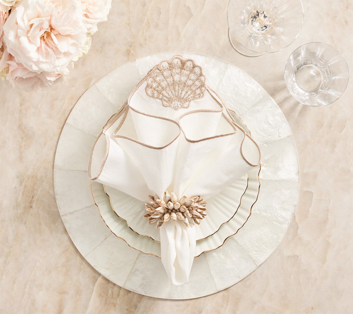 Beachcomber Napkins in White & Natural Set of 4 by Kim Seybert