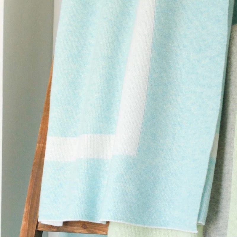 100% Cashmere Homestead Knit Throw by Alashan