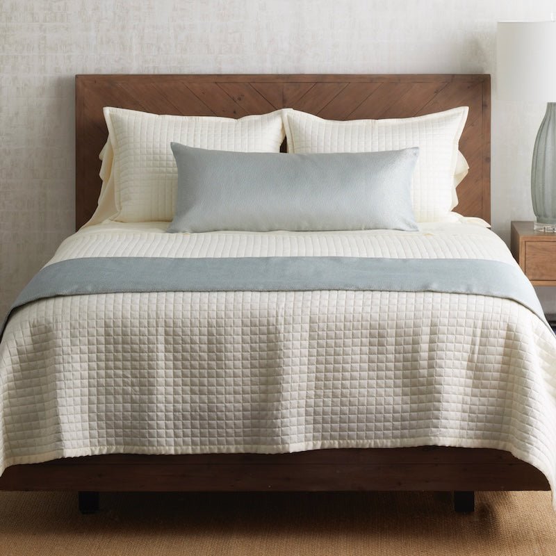 Dapple Bed Finisher Set in Blue by Ann Gish