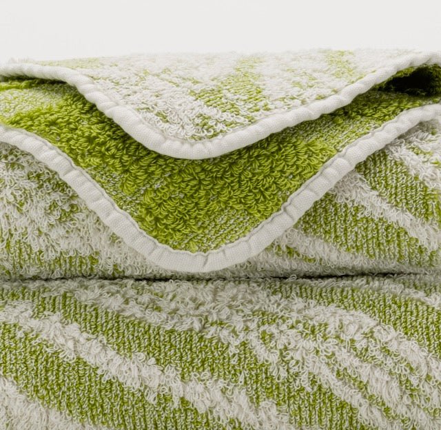 Fogo Bath Towel 28X54 Apple Green 165 by Abyss