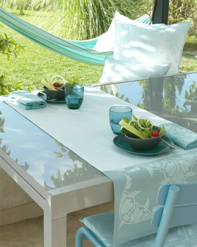 Syracuse Aqua Table Linens