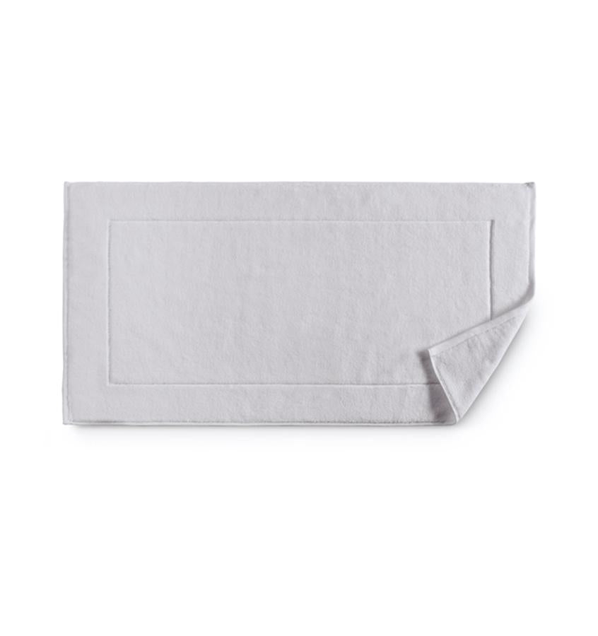 Sarma Ivory Fingertip Towels by Sferra
