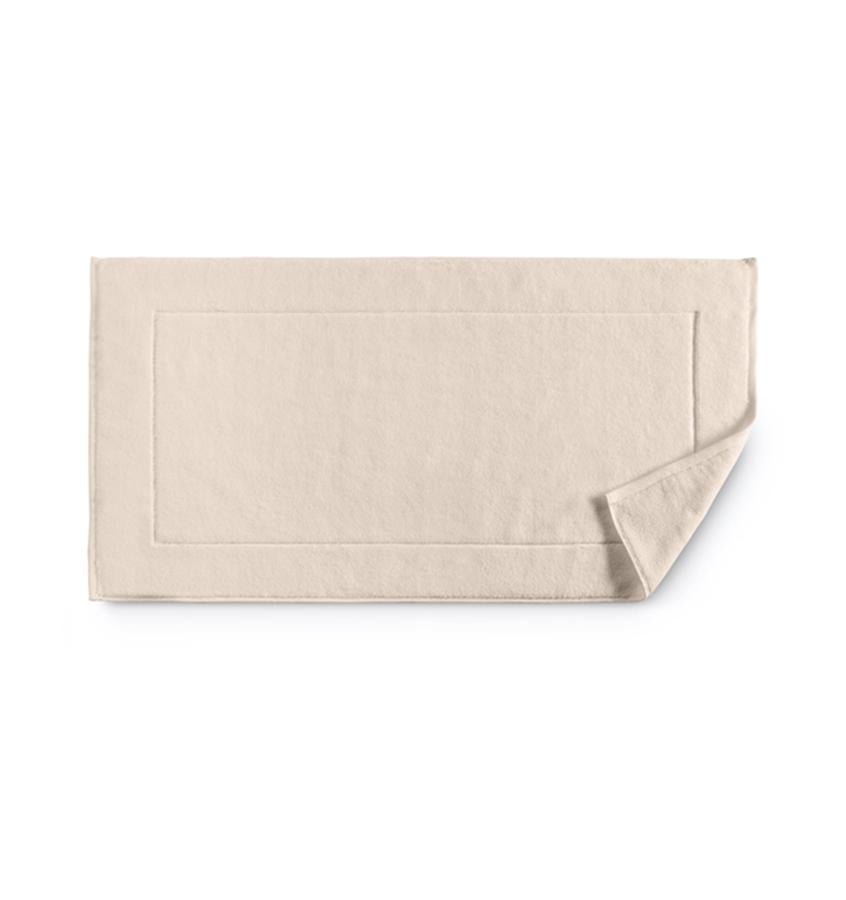 Sarma Ivory Fingertip Towels by Sferra