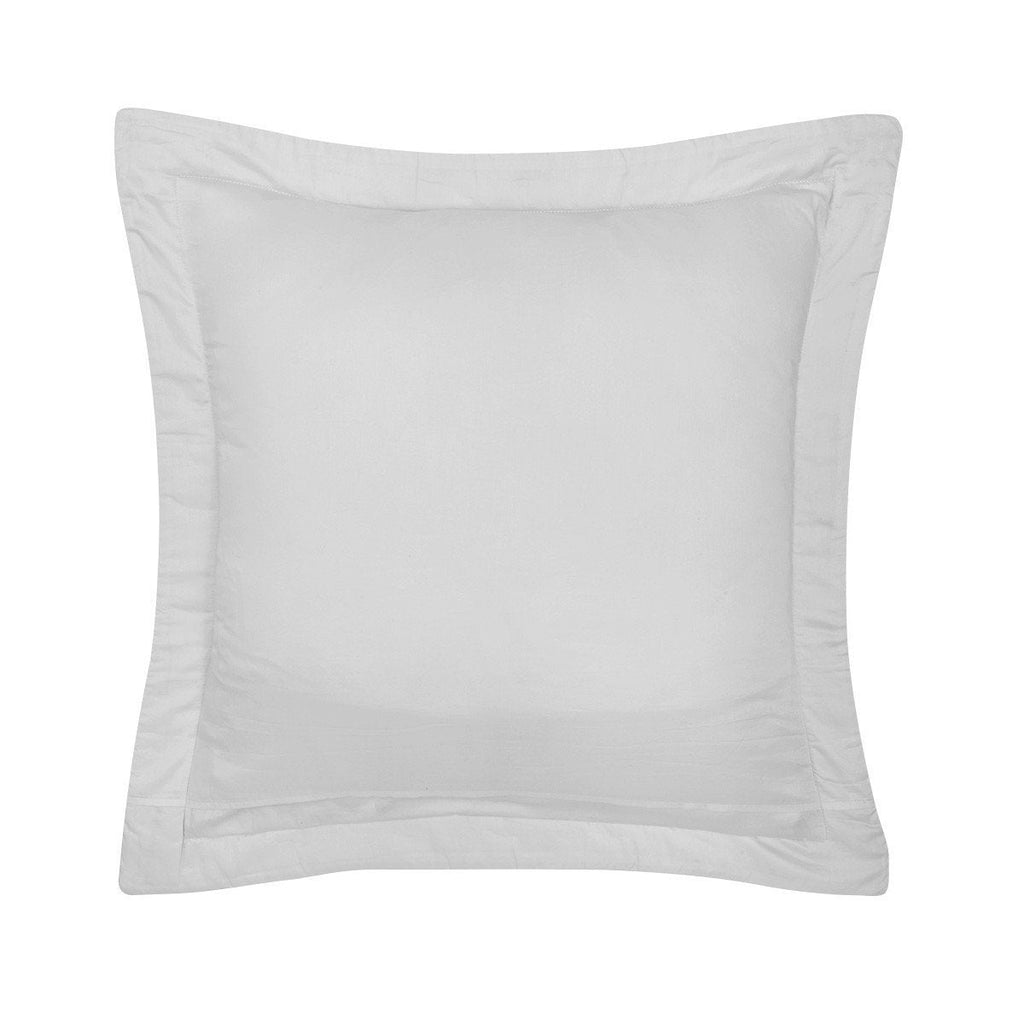 Triomphe Silver Bedding by Yves Delorme