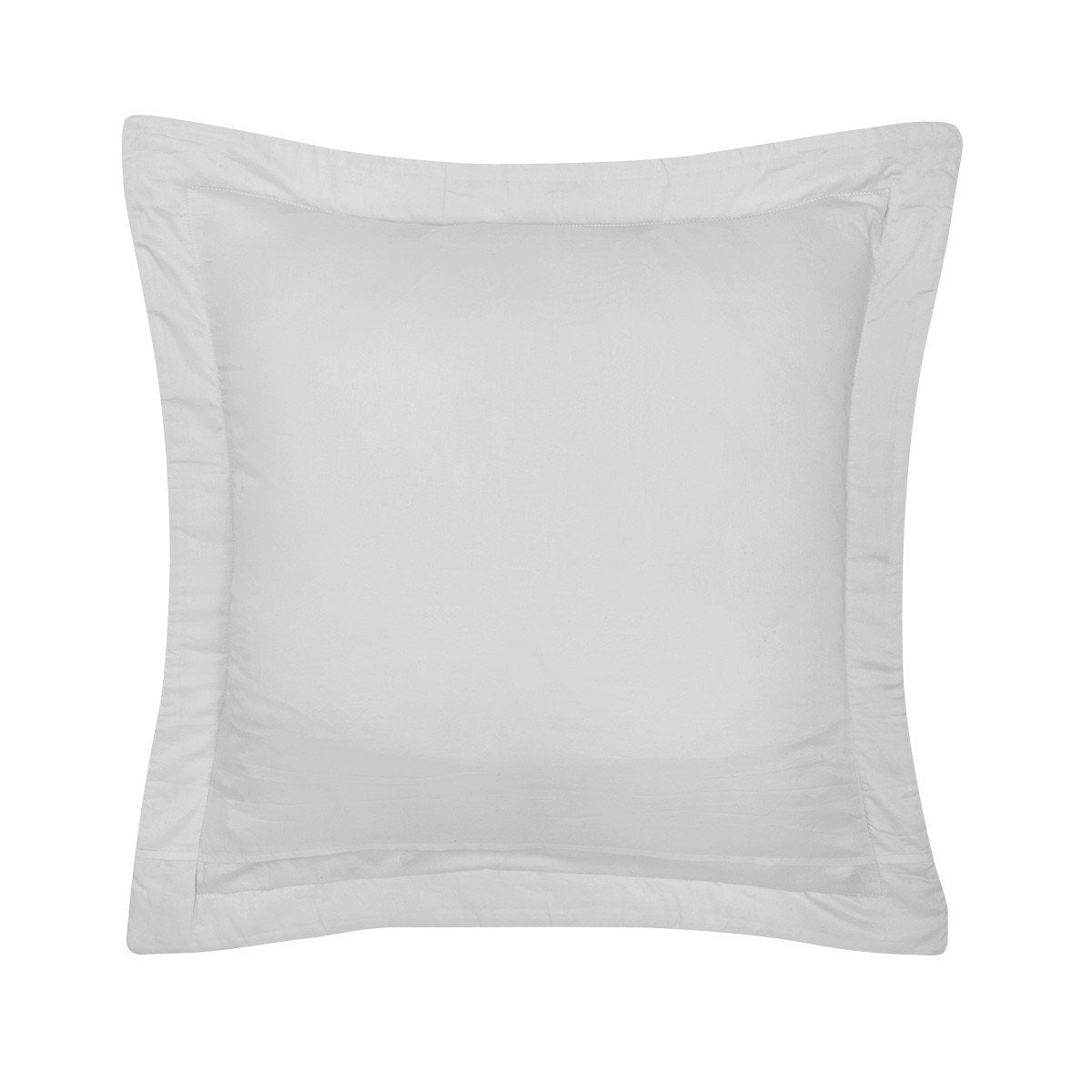 Triomphe Silver Bedding by Yves Delorme