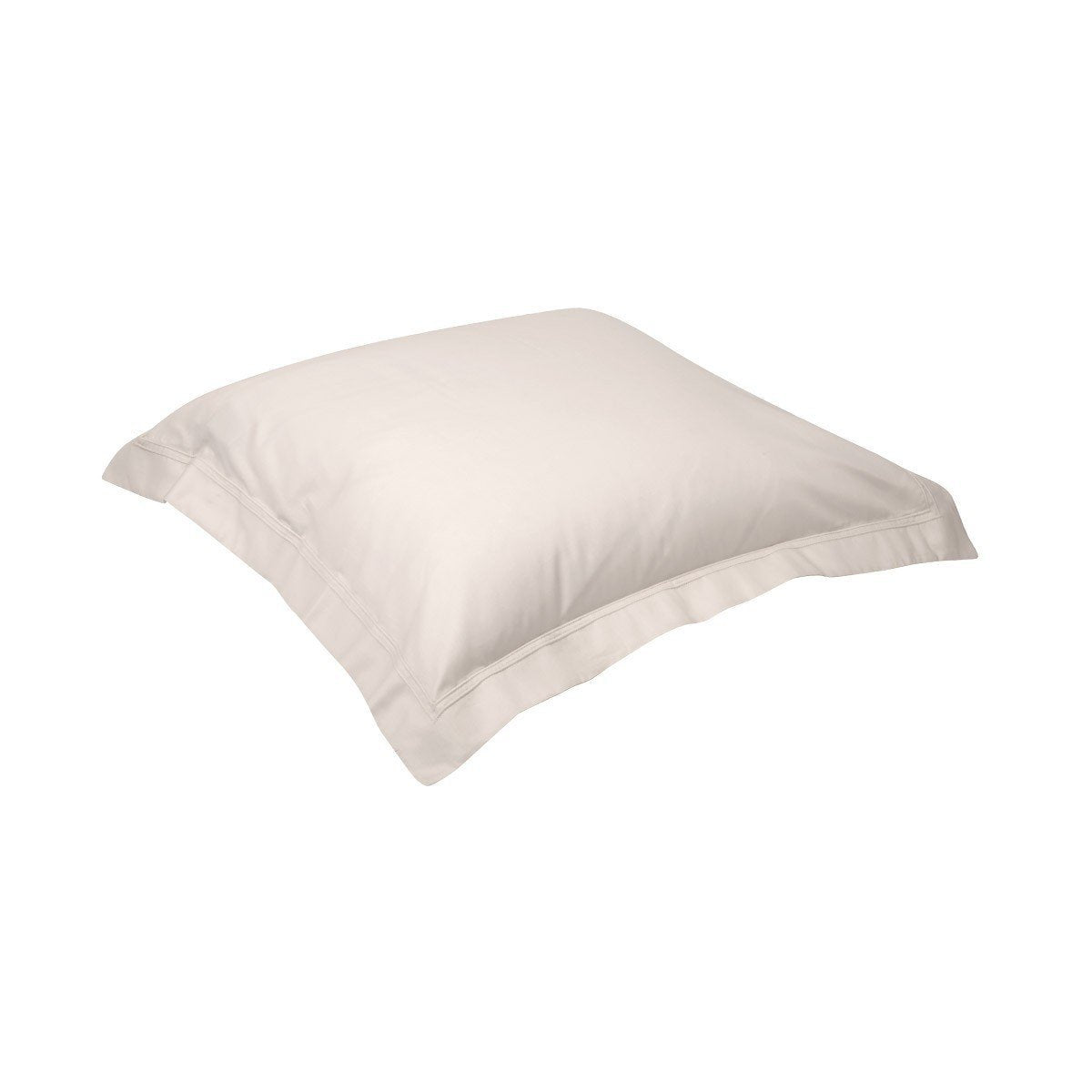 Triomphe Nacre Bedding by Yves Delorme