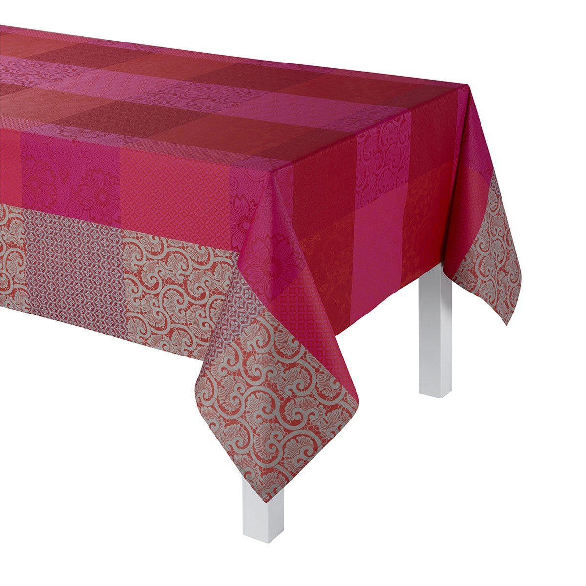 Fleurs de Kyoto Coated Table Linen in Cherry