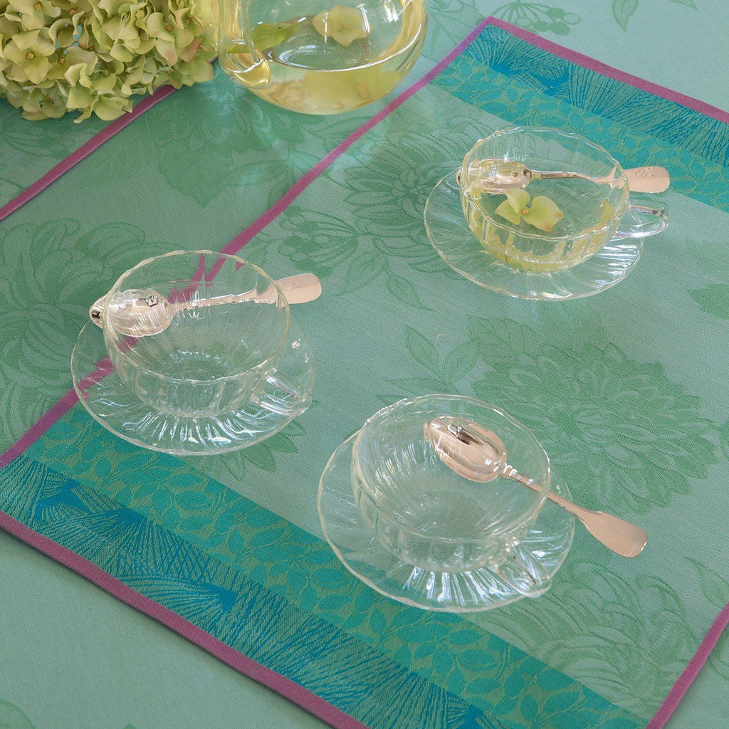 Parfums de Bagatelle Hydrangea Table Linens