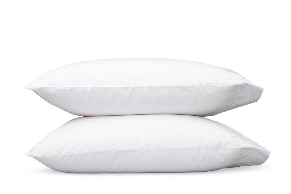 Gordian Knot Cream Bedding by Matouk