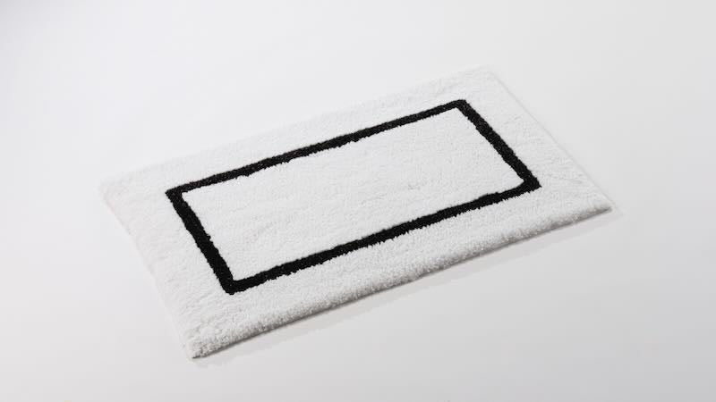 Karat 20x31 Black 990 Bath Rug by Abyss