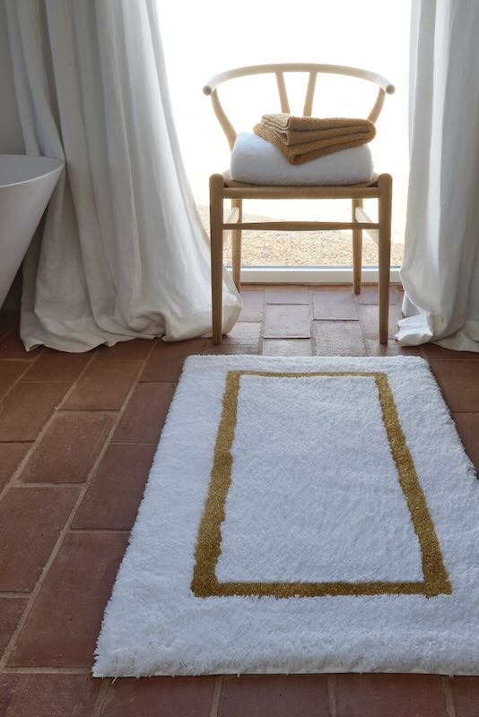 Karat 27x47 Gold 800 Bath Rug by Abyss