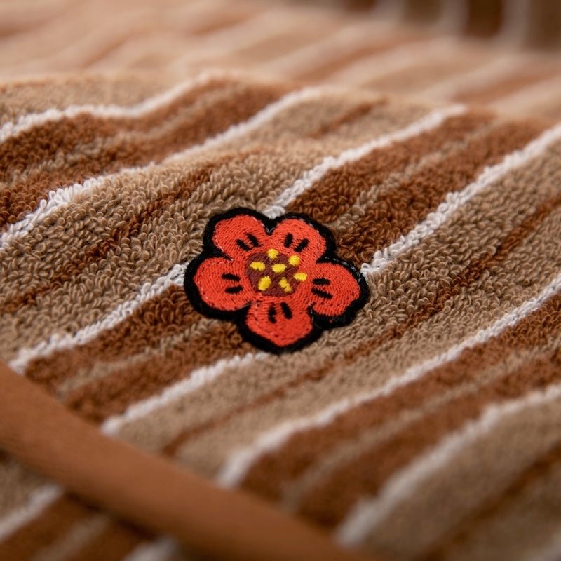 K Club Erable Organic Cotton Towels by Yves Delorme