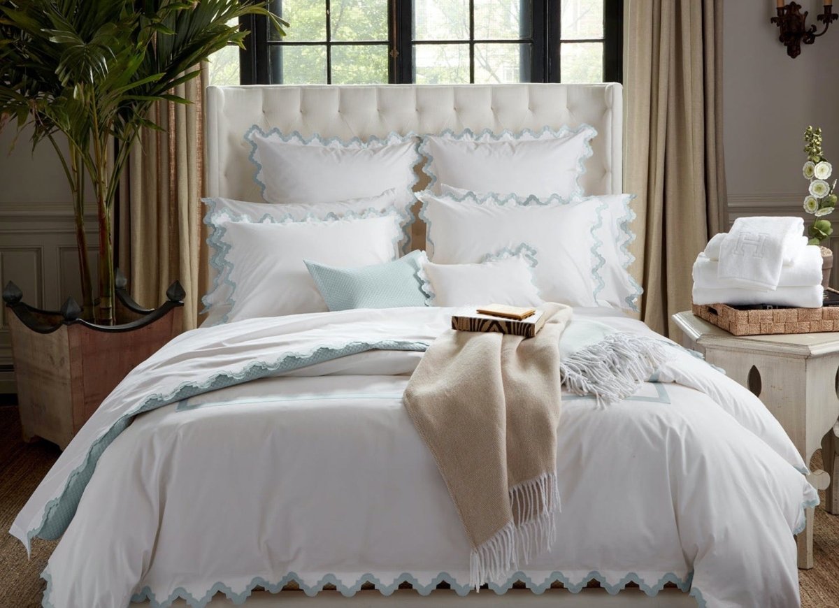 Aziza Bedding by Matouk