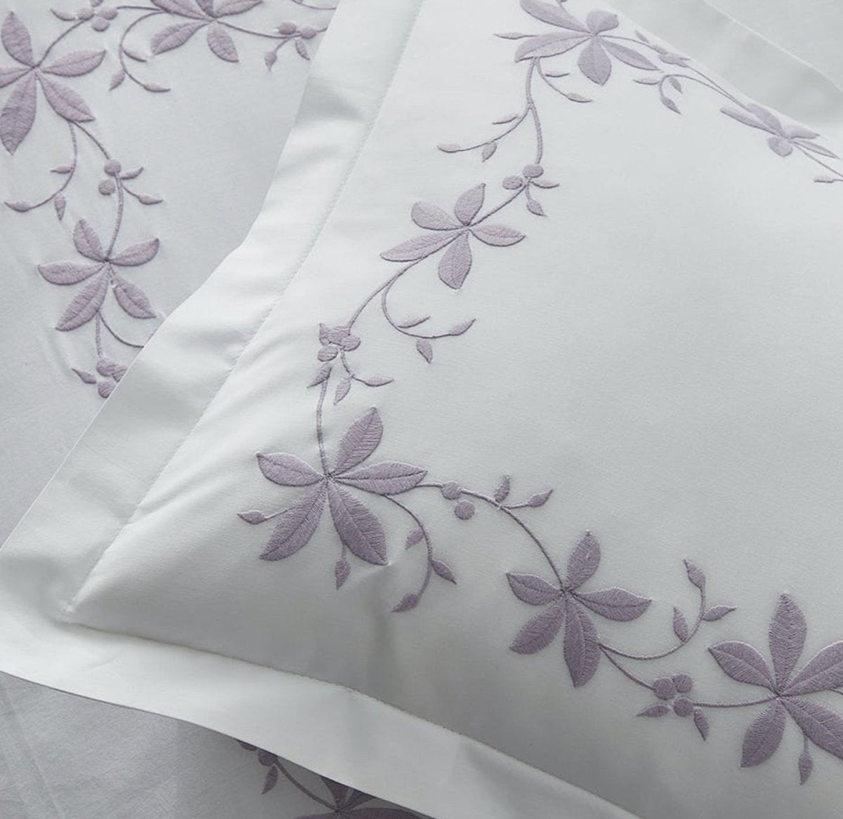 Callista Bedding by Matouk