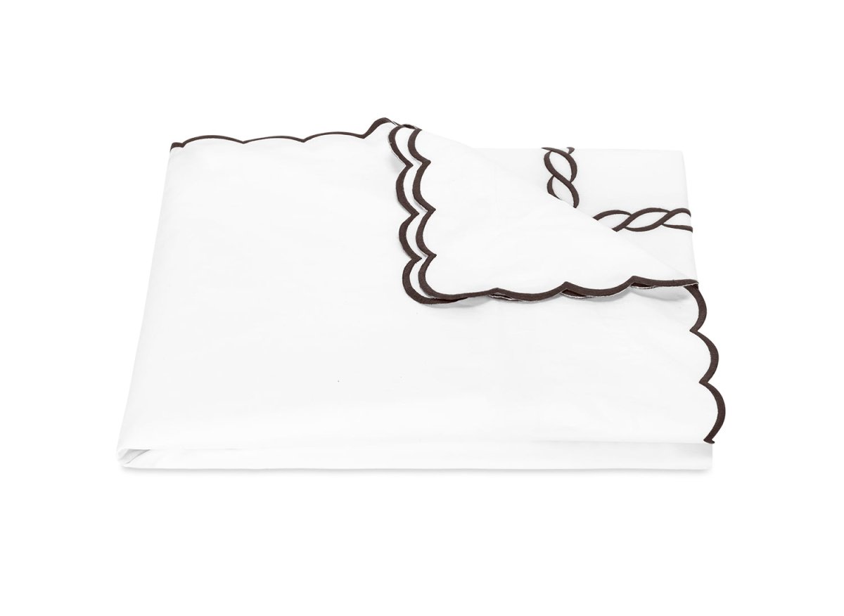 Matouk Classic Chain Scallop Mocha Bedding
