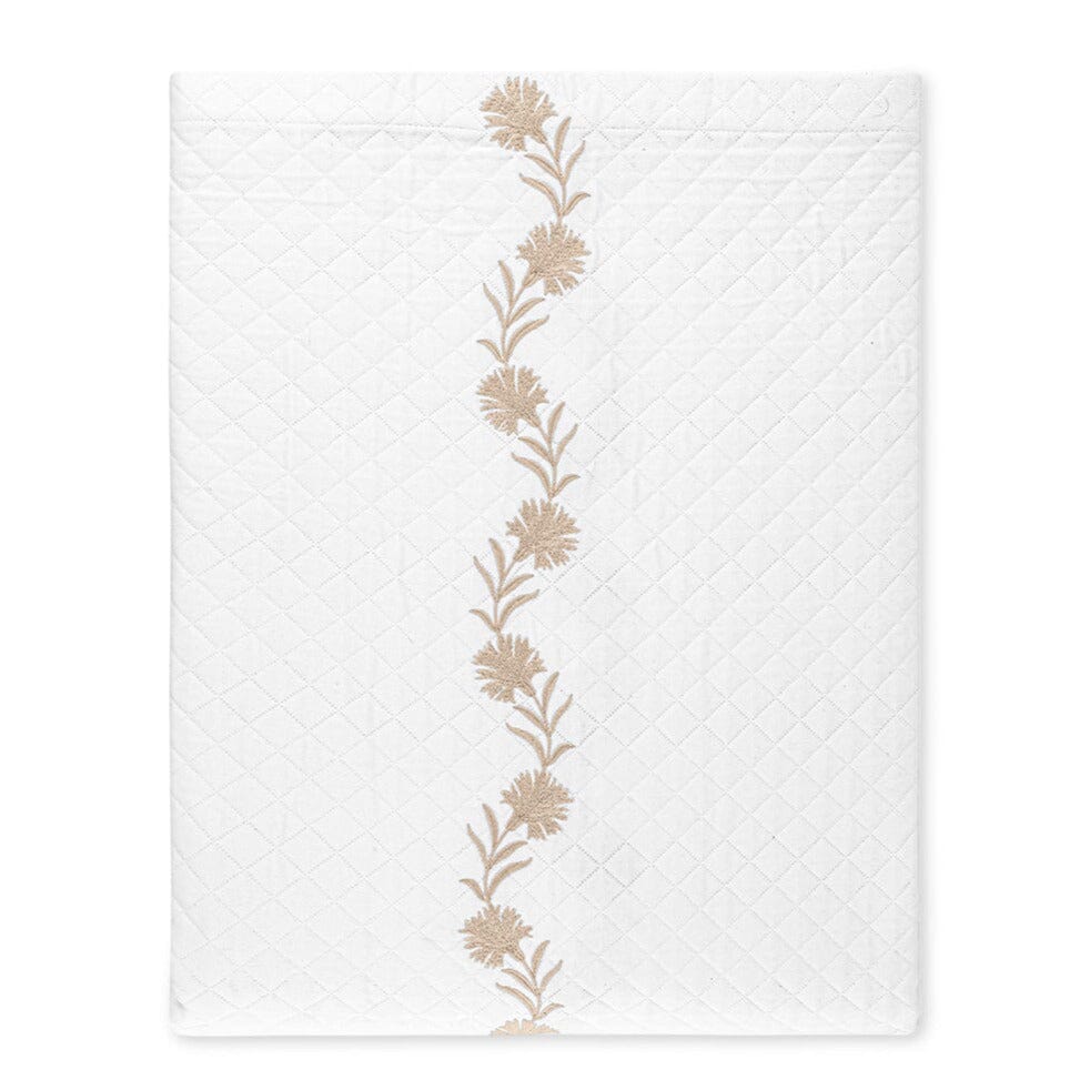 Daphne Matelassé in Dune by Matouk