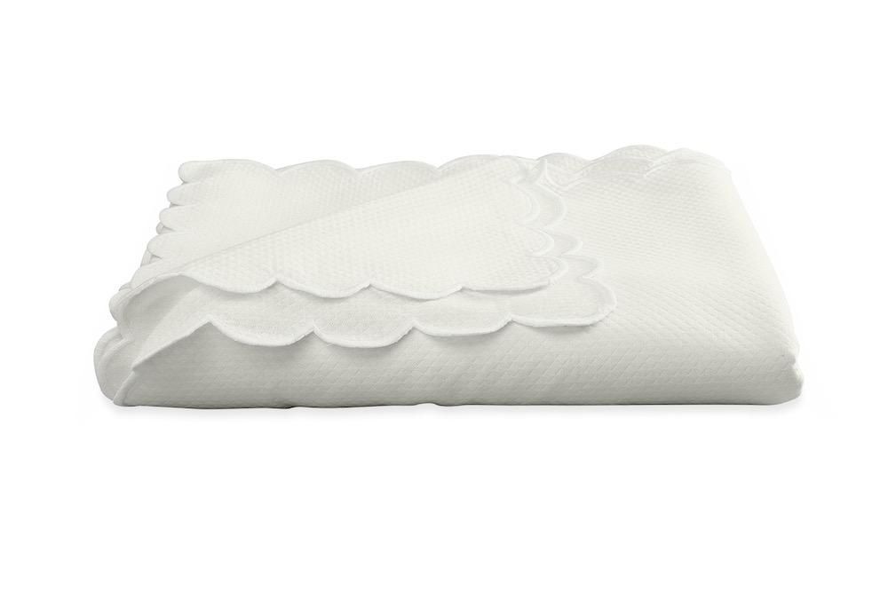 Savannah Gardens Rectangular Oblong Tablecloths by Matouk