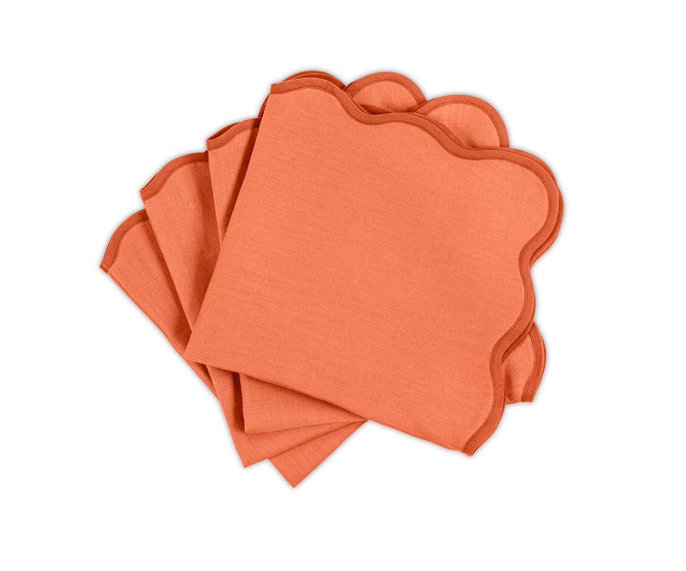 Casual Couture Scallop Edge Napkins by Matouk