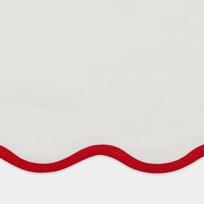 Scallop Edge Oval Placemats by Matouk