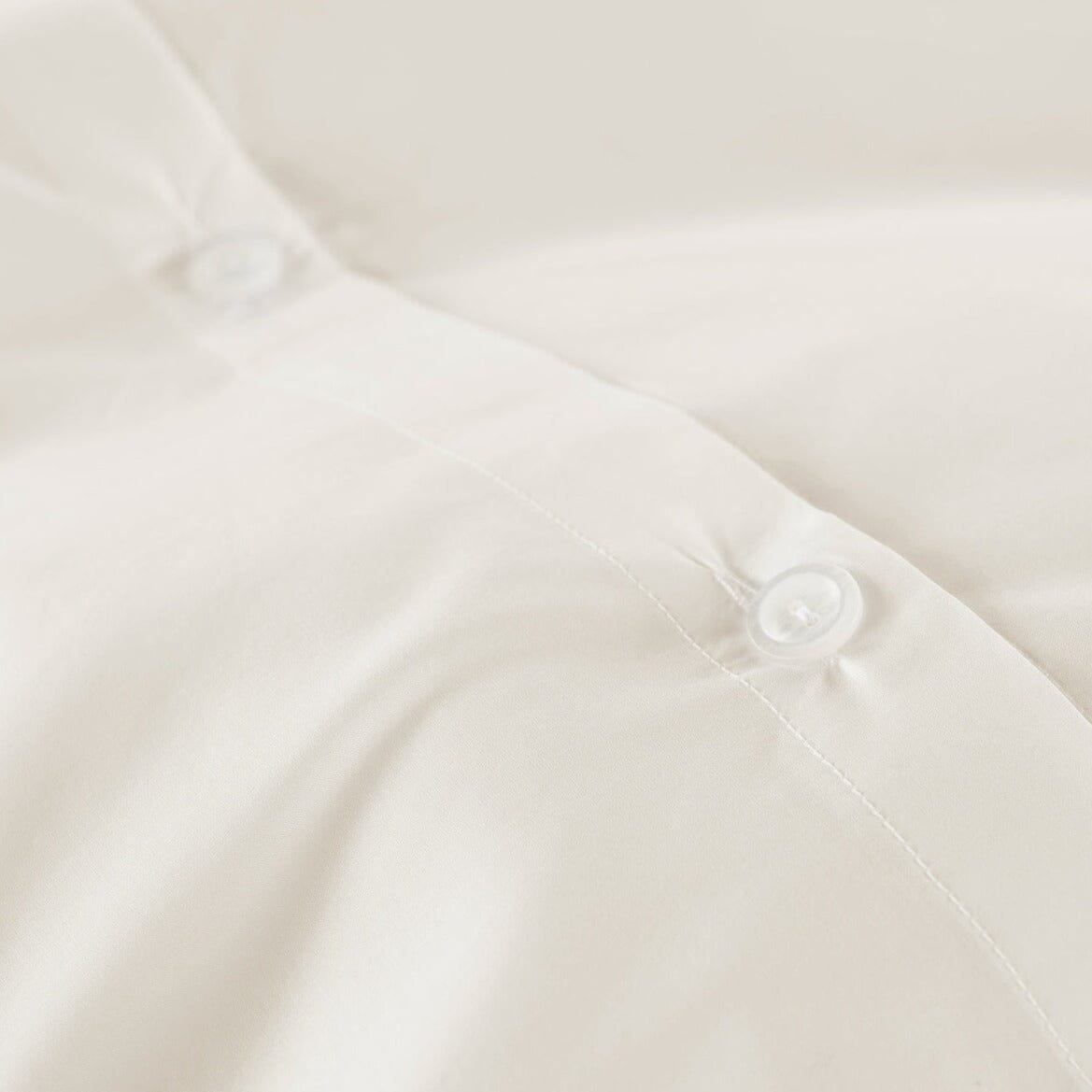 Lyric Percale Bedding in Ivory by Peacock Alley