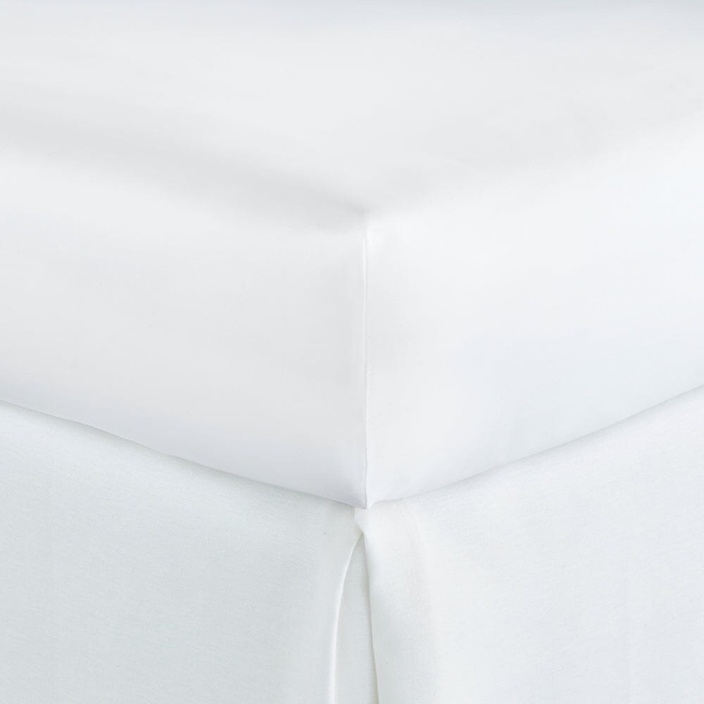 Lyric Percale Bedding in White by Peacock Alley