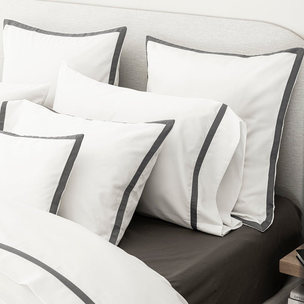 Apparat Dark Grey Bedding by Le Jacquard Français