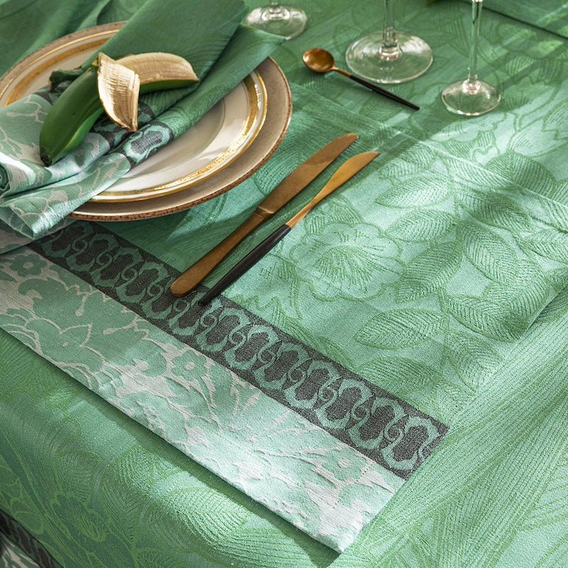 escapade tropicale green placemat by le jacquard français