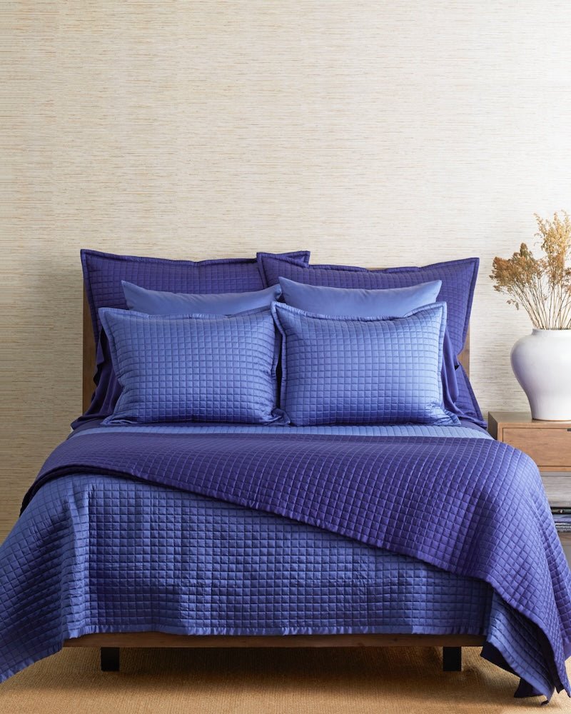 Ready-to-bed 2.0 Duvet Navy/Periwinkle by Ann Gish
