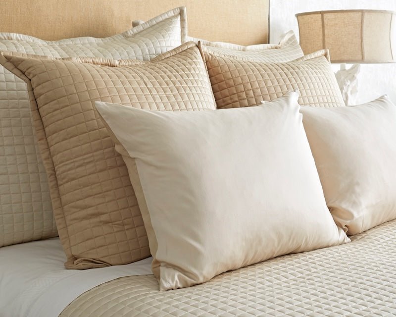 Ready-to-bed 2.0 Duvet Pumice/Taupe by Ann Gish