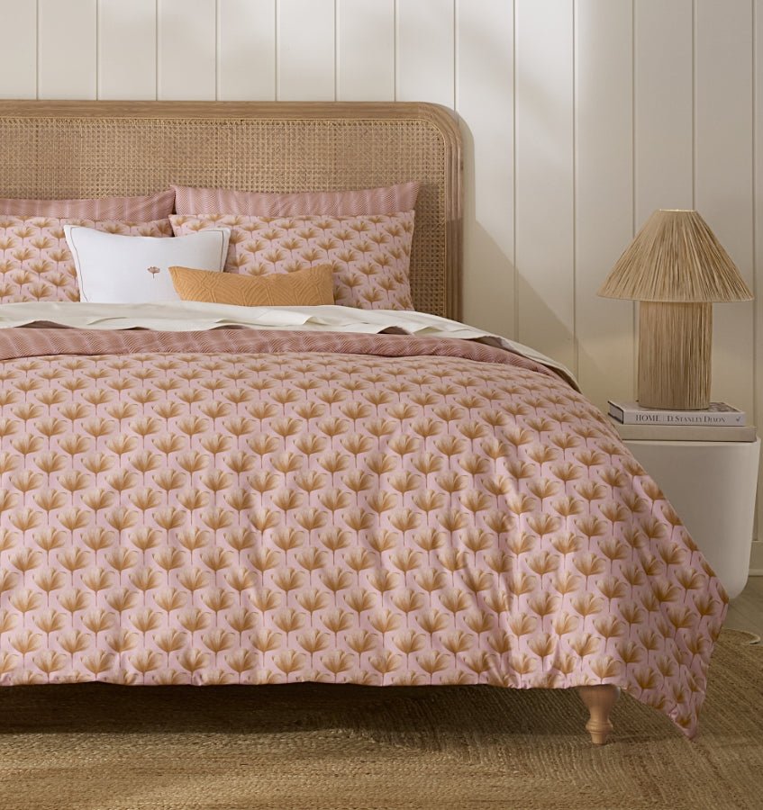 Edna Bedding by Sferra