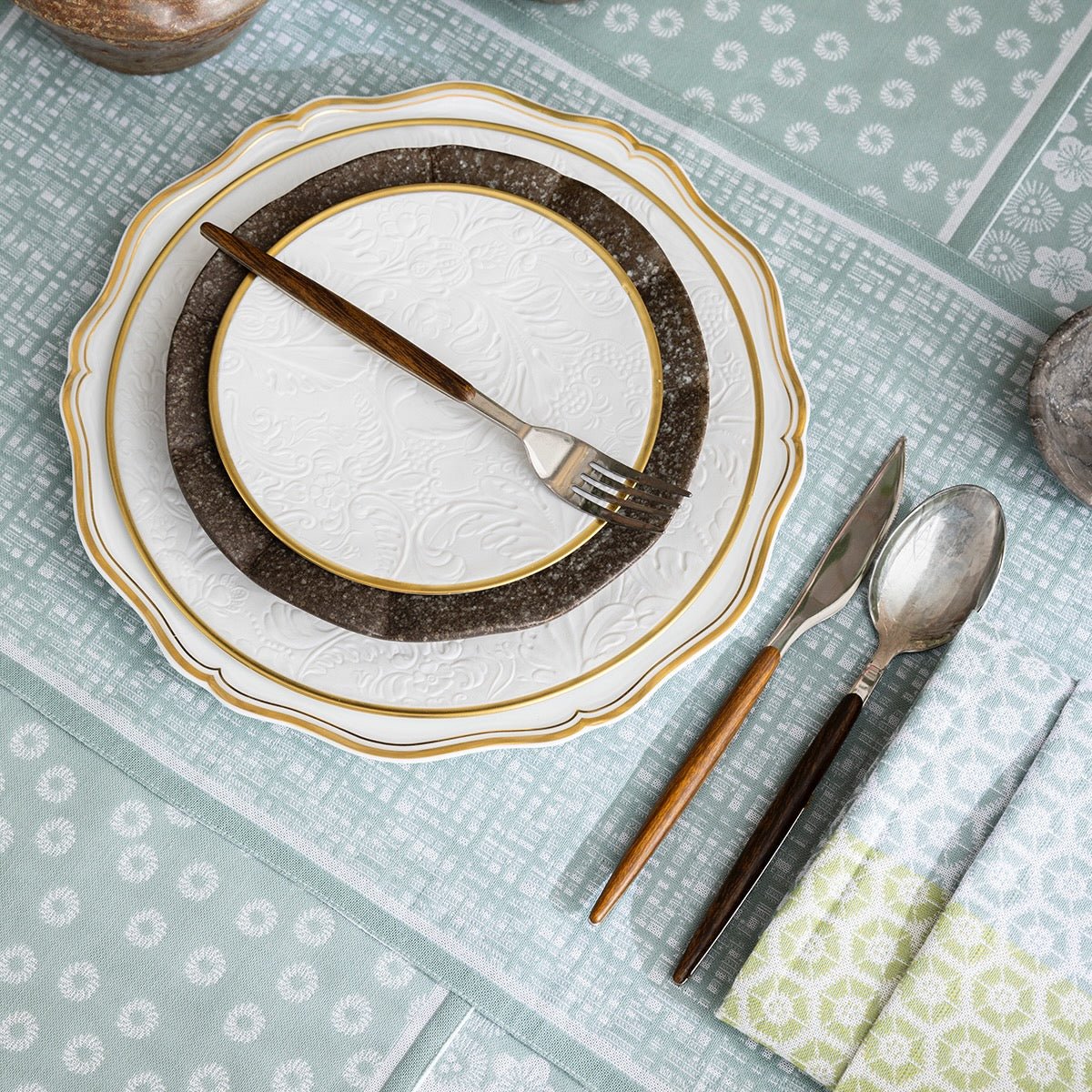 Wagara Green 20" x 14" Placemat by Le Jacquard Français