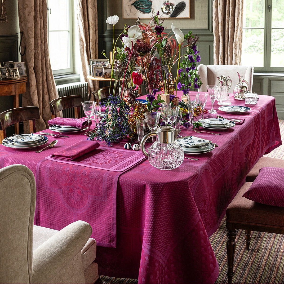 Palais Venitien Pink 69" x 69" Tablecloth by Le Jacquard Français