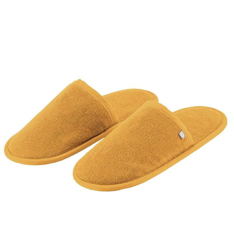 Abyss and Habidecor Amigo Slippers