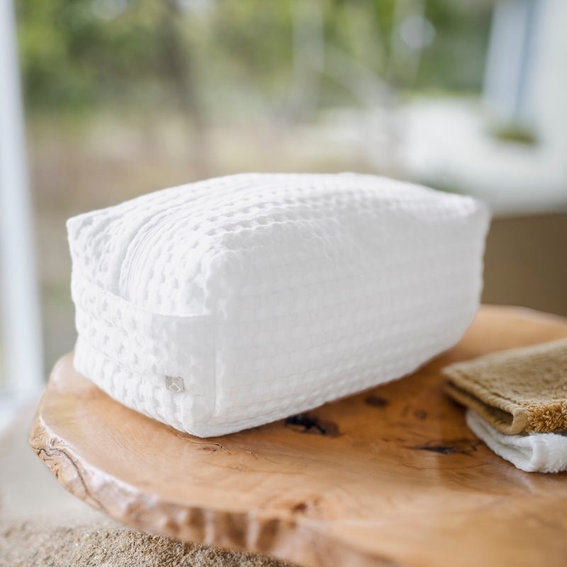 Abyss & Habidecor Pousada Toiletry Case