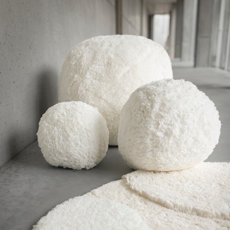 Ballon Accessories by Abyss and Habidecor