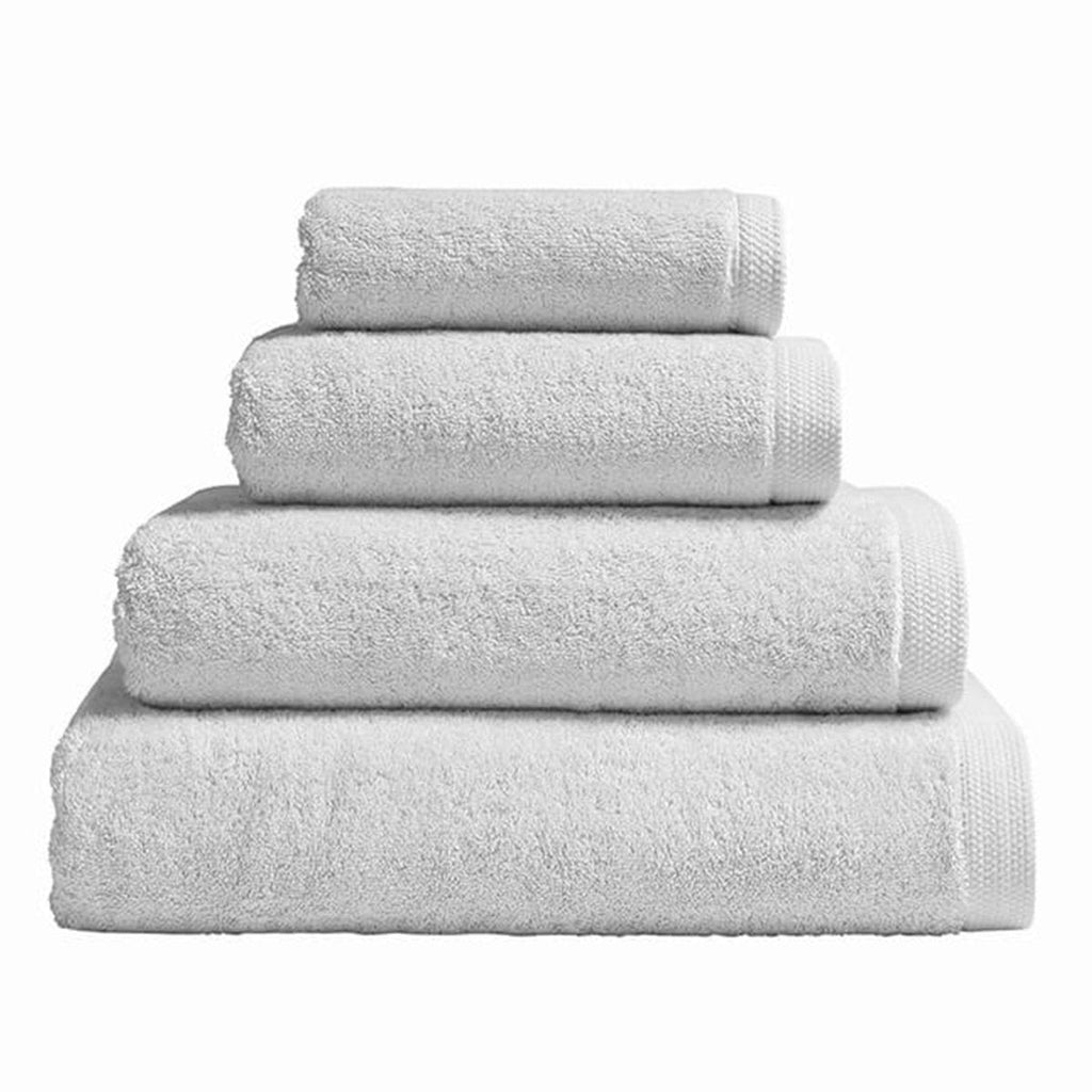 Essentiel Light Grey Bath Towels by Alexandre Turpault