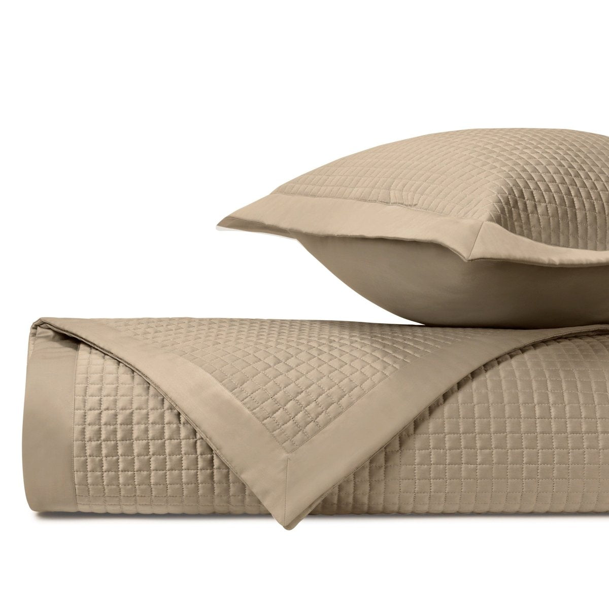 Deluxe Quilted Candlelight by Home Treasures