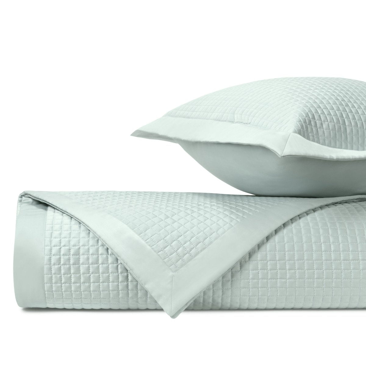 Deluxe Quilted Eucalipto by Home Treasures