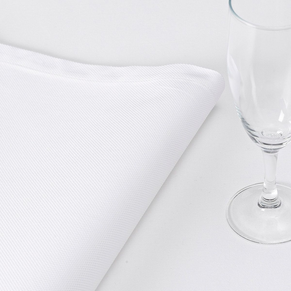 Offre White Table Linens by Le Jacquard Français