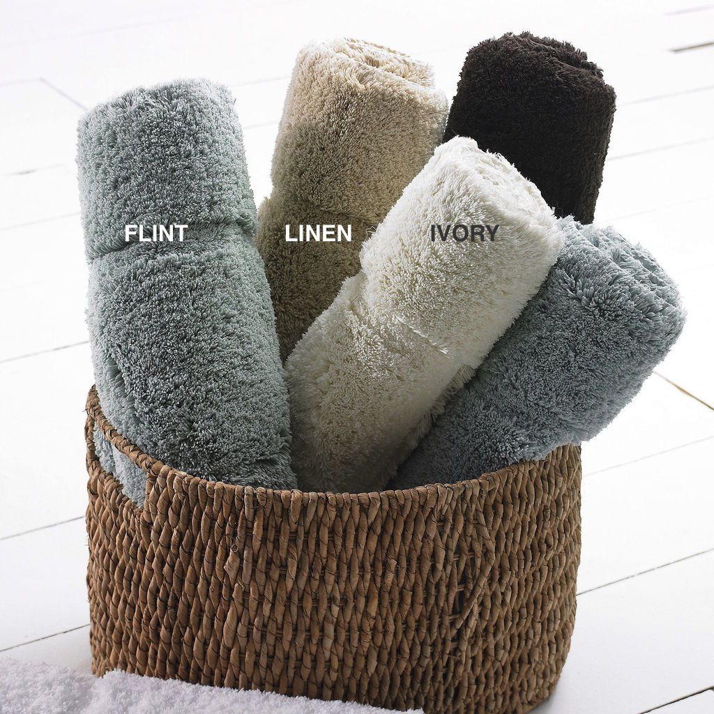 Tiffany Bath Rug by Peacock Alley