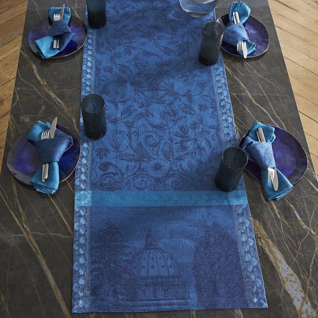Symphonie Baroque Dusk Table Linens