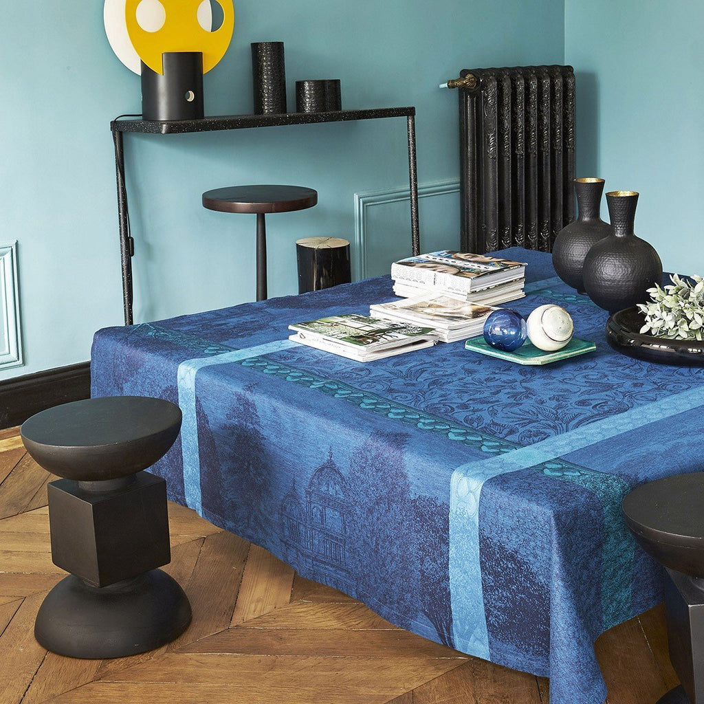 Symphonie Baroque Dusk Table Linens