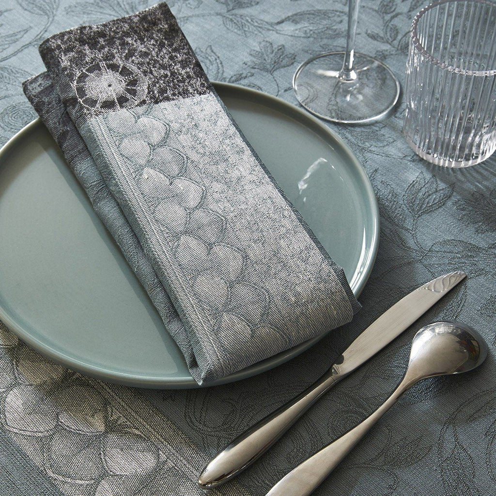 Symphonie Baroque Smoke Table Linens
